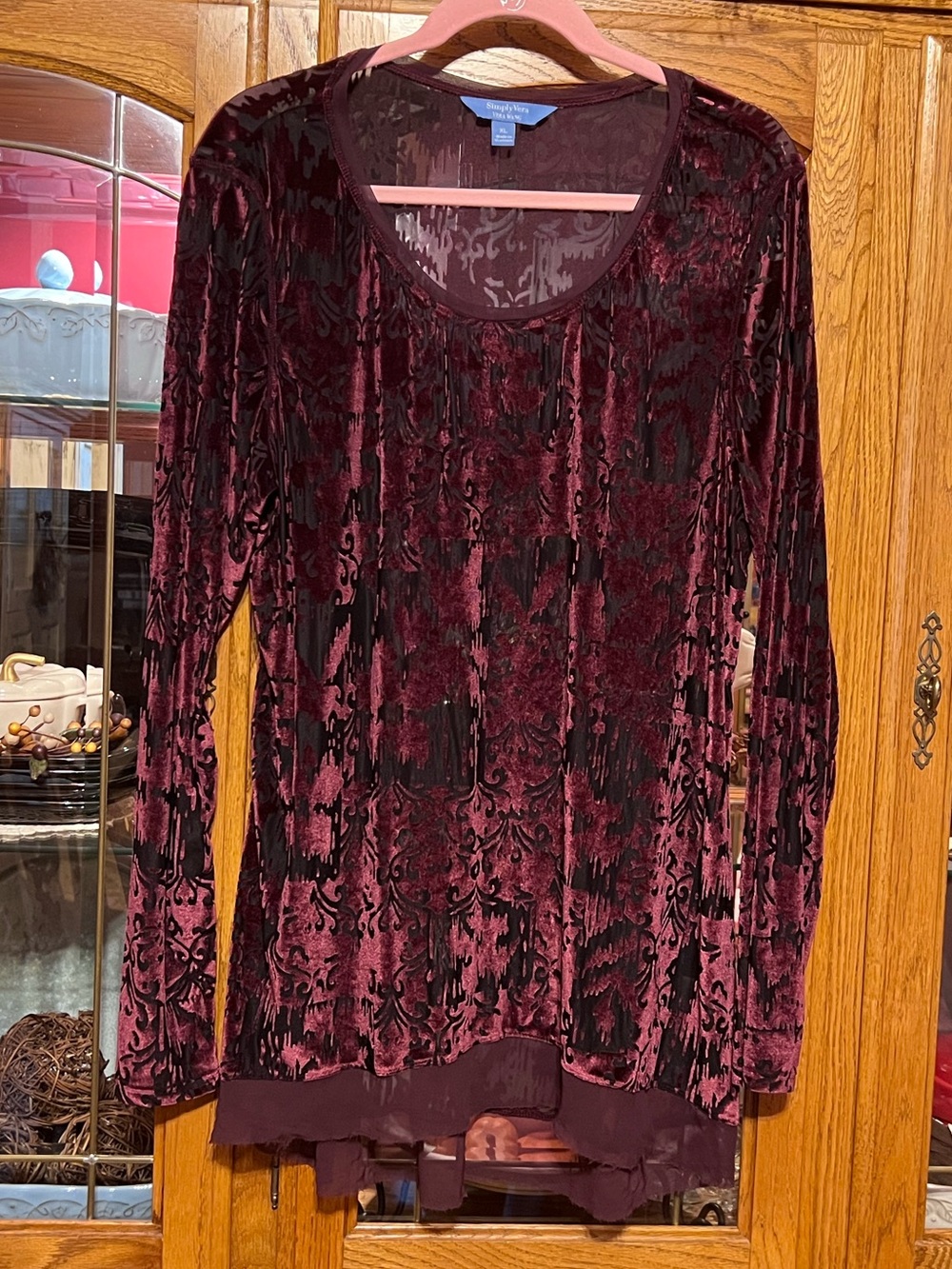 Simply Vera Vera Wang Velvet Long Sleeve Burnout Top XL 🍷